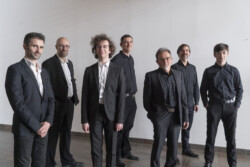 photo © Richard Volante